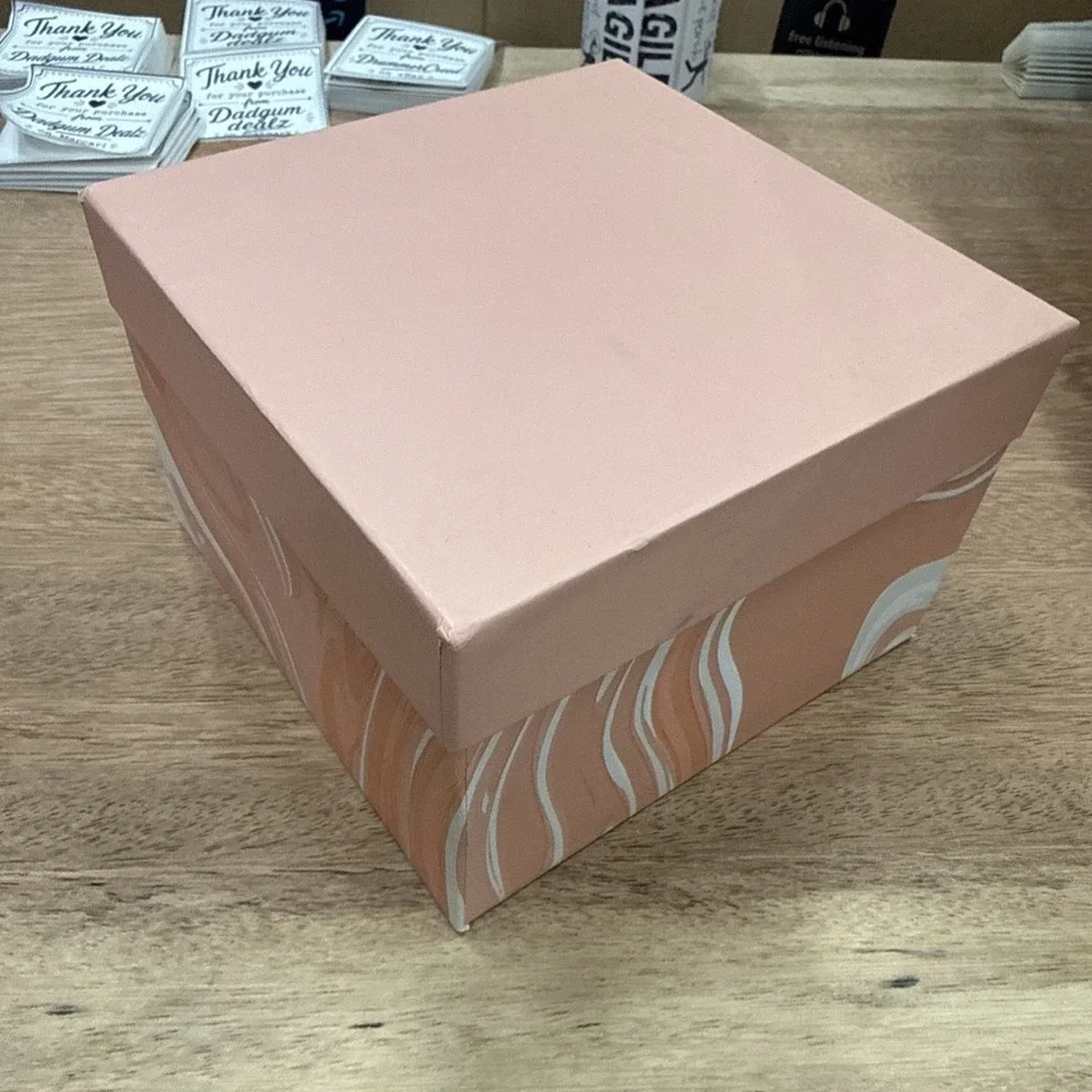Set A Two Gift Boxes 7